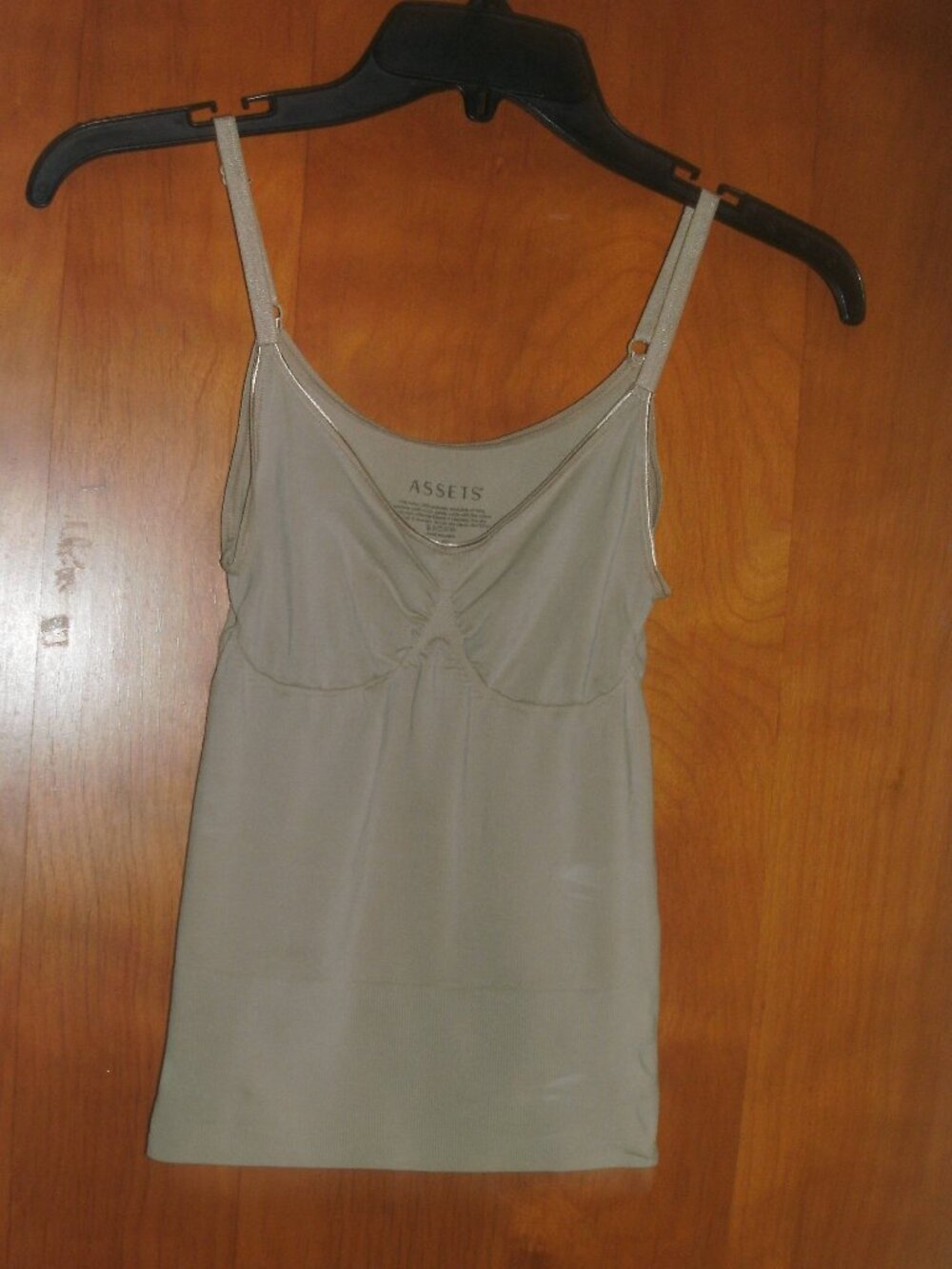 Assets Shapewear Ribbed Slimming Cami Adjustable Strap 23% spandex 77% Nylon ~ S